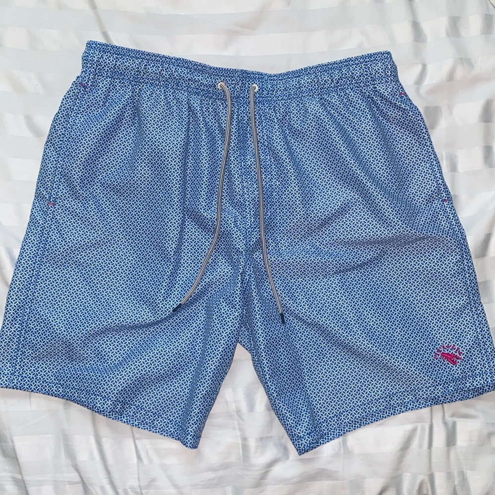 Ted Baker size 4 men’s bathing suit lightly used looks and feels like new
